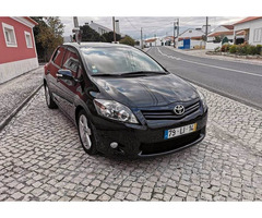 Toyota Auris 1.4 D-4D 4000€